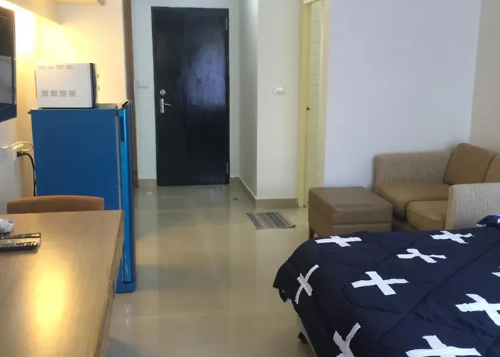 別荘 Savi Premium Near Bkk Piyavet Hospital Near Famous Pubs バンコク都